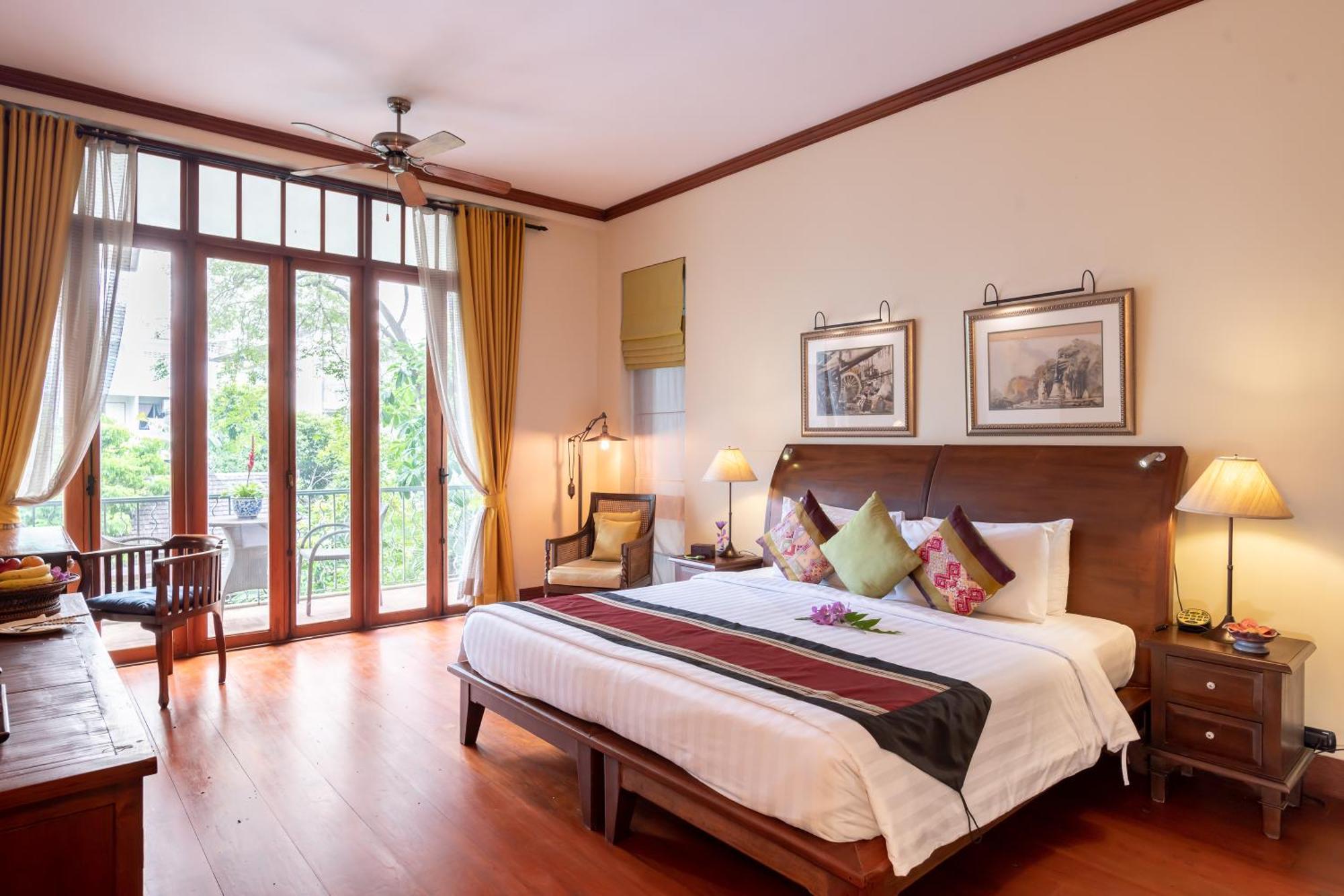 בנגקוק Ariyasom Villa מראה חיצוני תמונה
